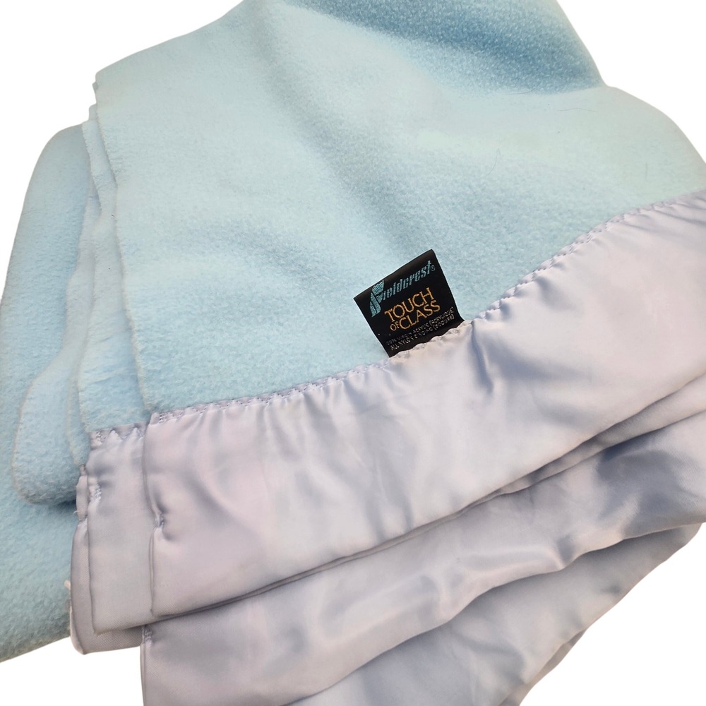Vintage Fieldcrest Touch of Class Blue Acrylic Blanket Nylon Satin Trim USA Made